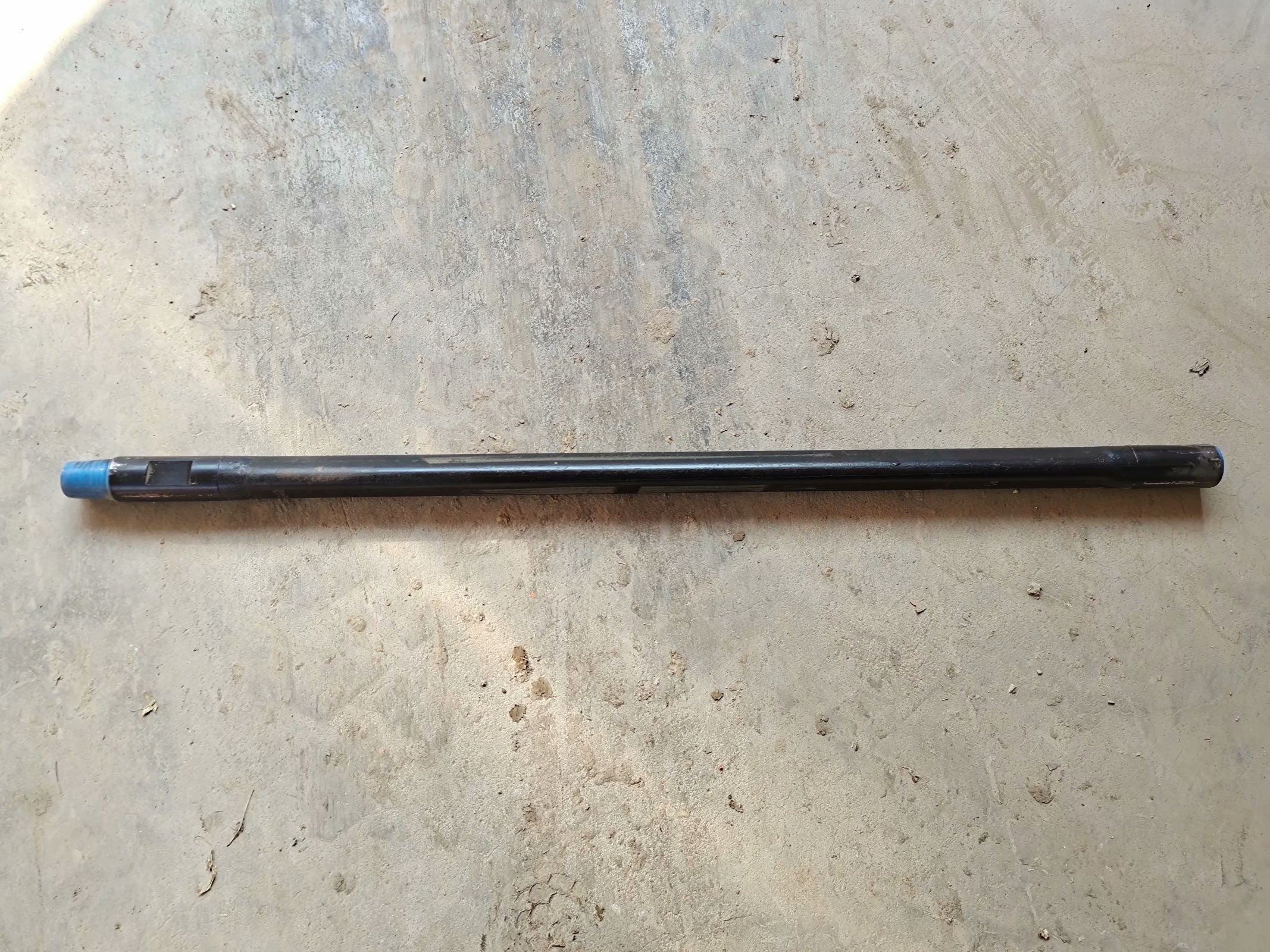 地质钻杆以及金刚石钻头的维护保养(图1) 地质钻杆以及金刚石钻头的维护保养(图1)